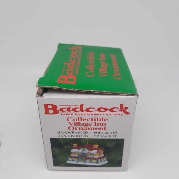 Vintage Badcock Collectible VILLAGE INN Christmas Ornament in Box - Picture 2 of 3